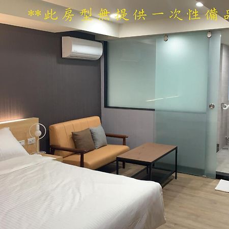 Cy Hotel Тайпей Екстериор снимка