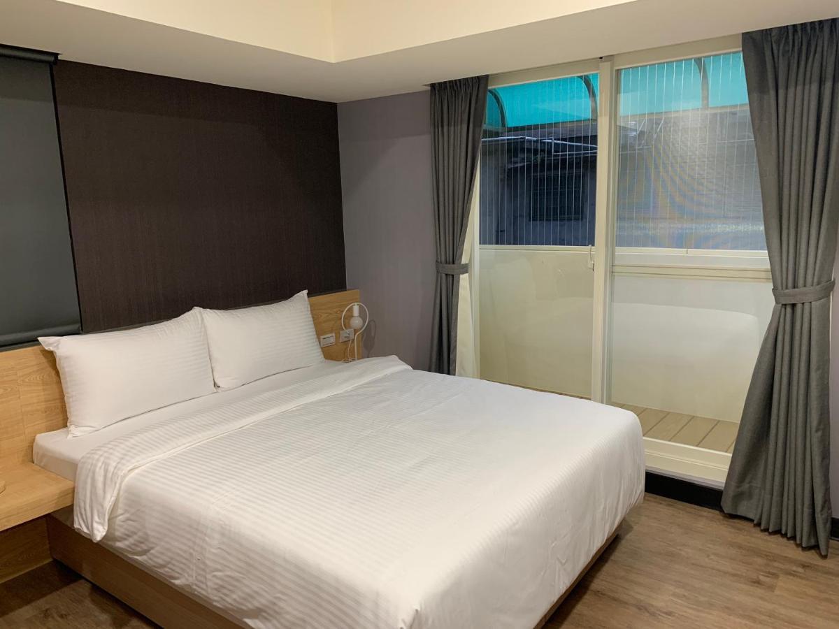 Cy Hotel Тайпей Екстериор снимка